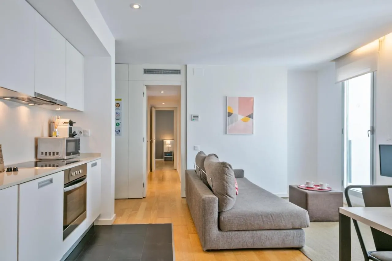 Lugaris Beach Apartments Barcelona