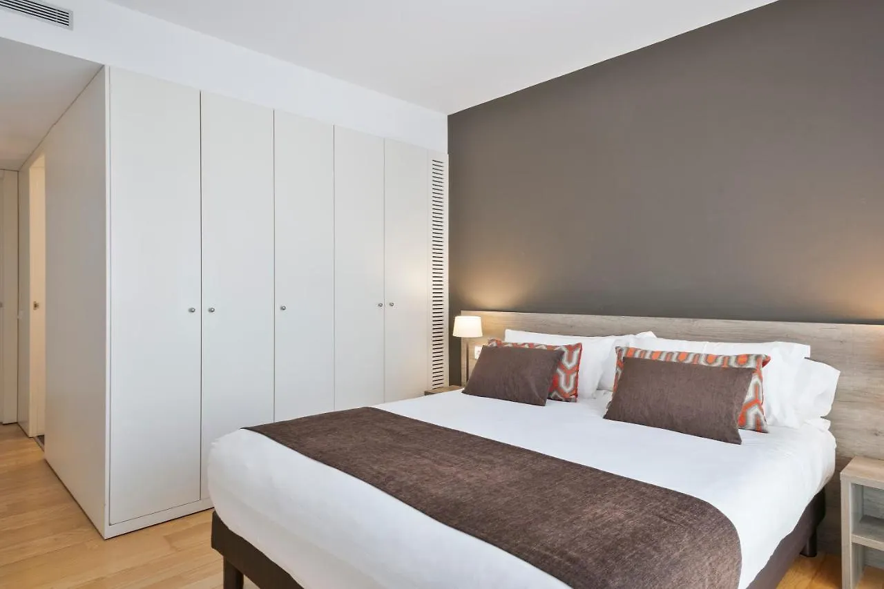 Lugaris Beach Apartments Barcelona 0*,