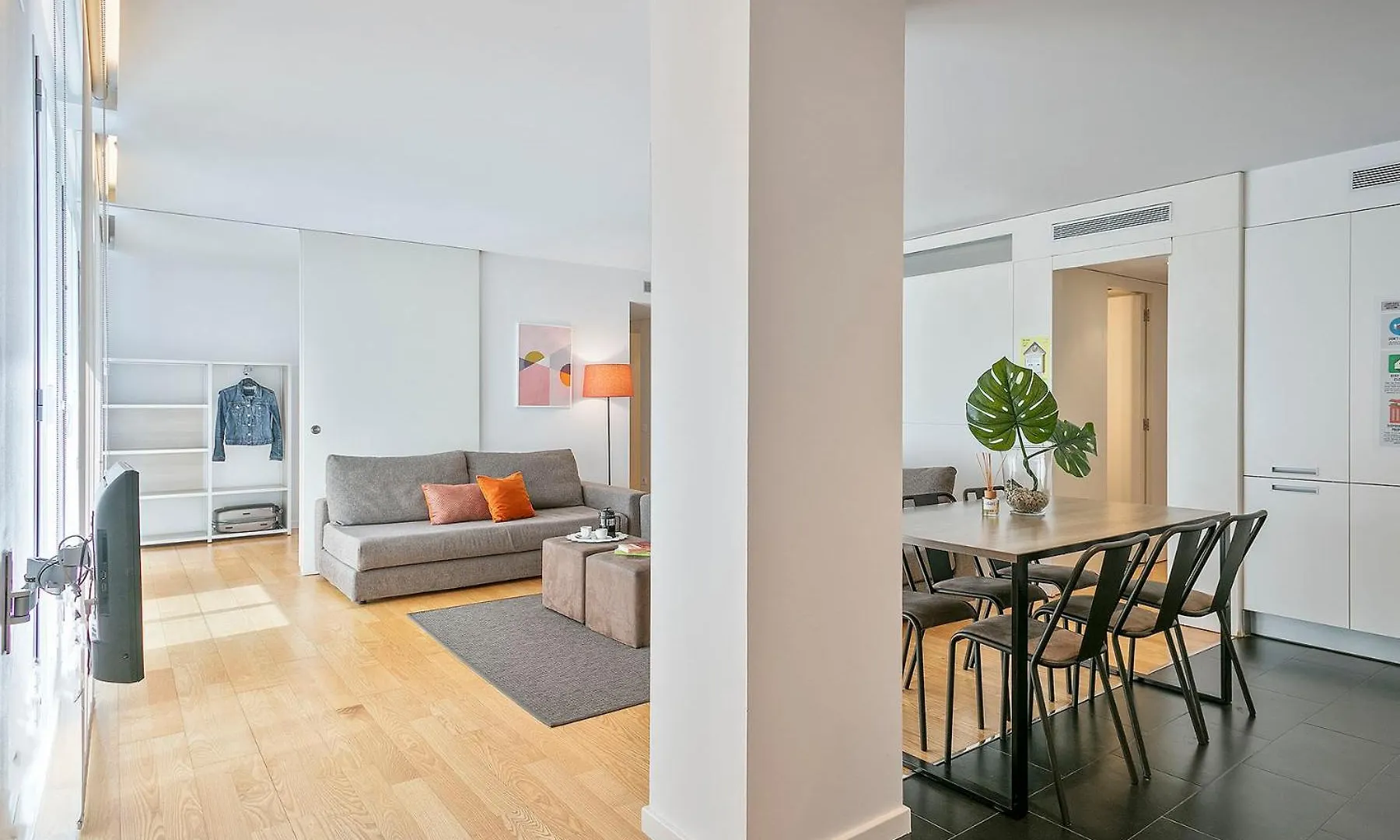Lugaris Beach Apartments Barcelona