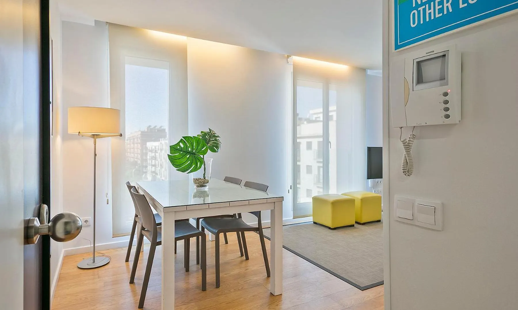 Lugaris Beach Apartments Barcelona 0*,  Spain
