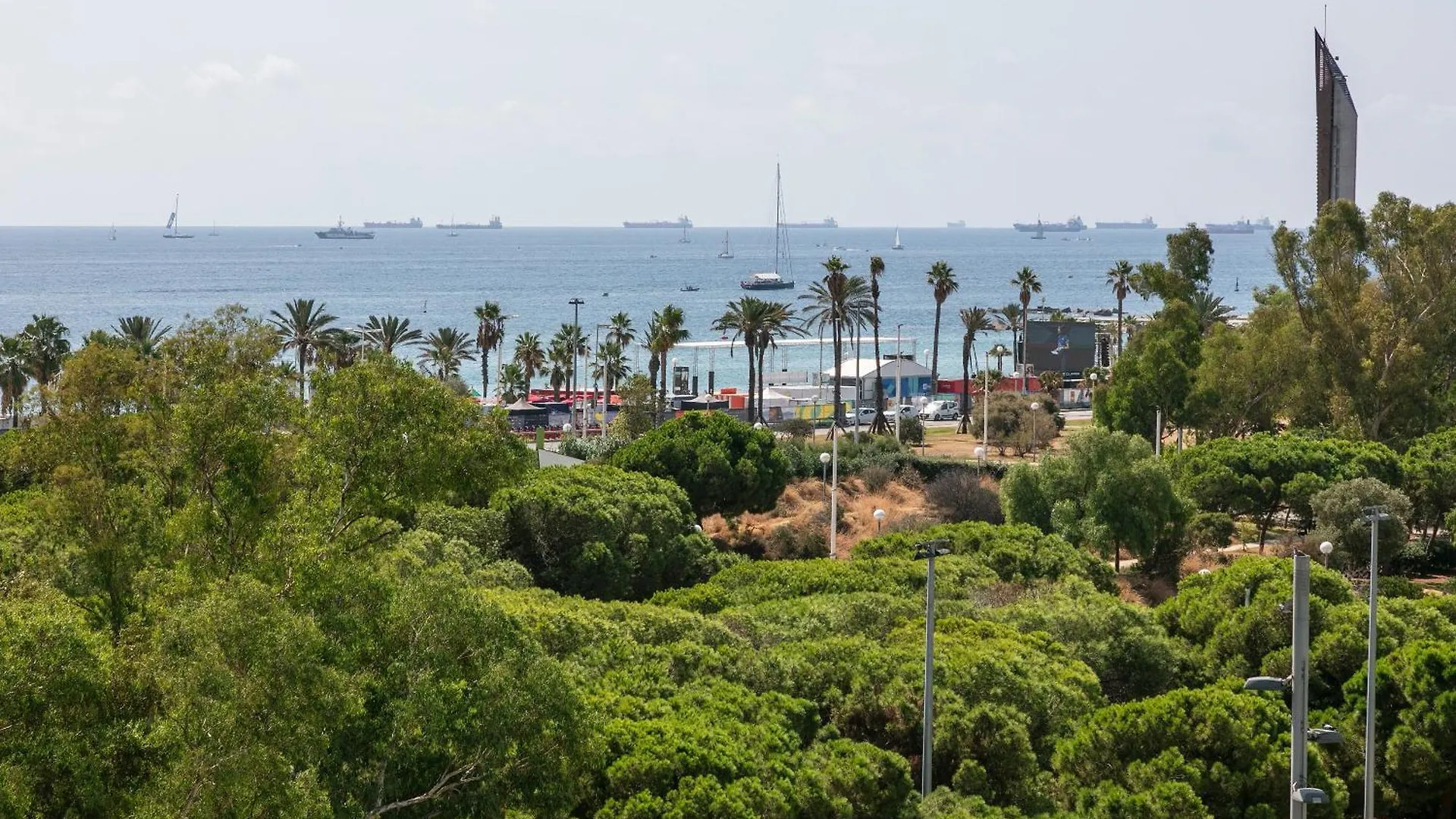 Lugaris Beach Apartments Barcelona Spain