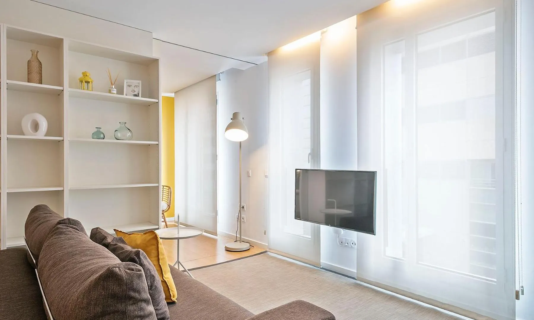 Lugaris Beach Apartments Barcelona