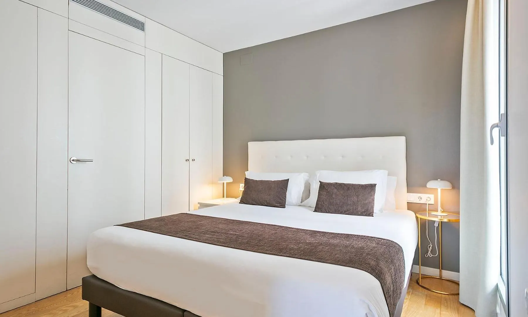 Lugaris Beach Apartments Barcelona Spain